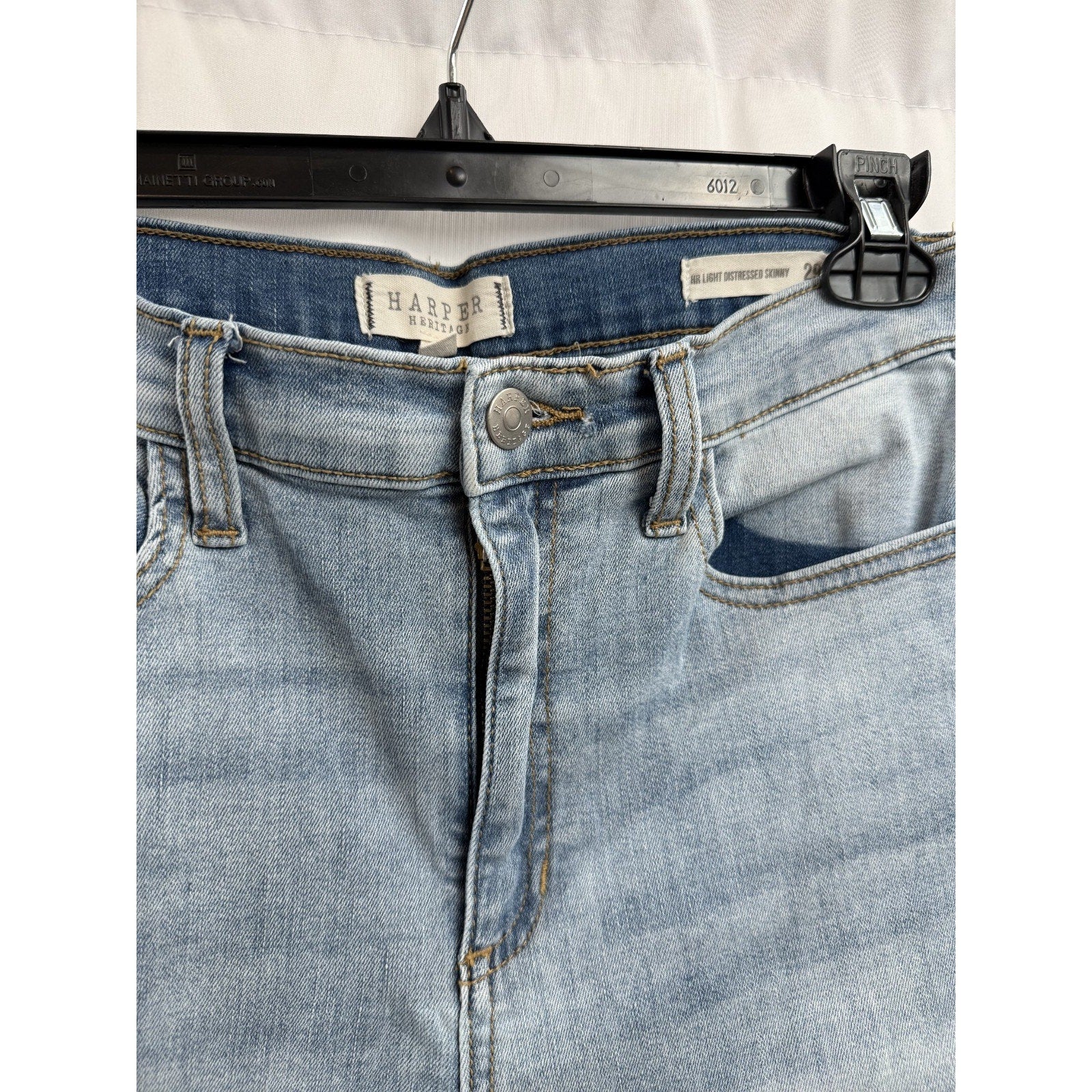 Womens Harper Heritage High Rise Light Distressed Skinny Jeans Size 29