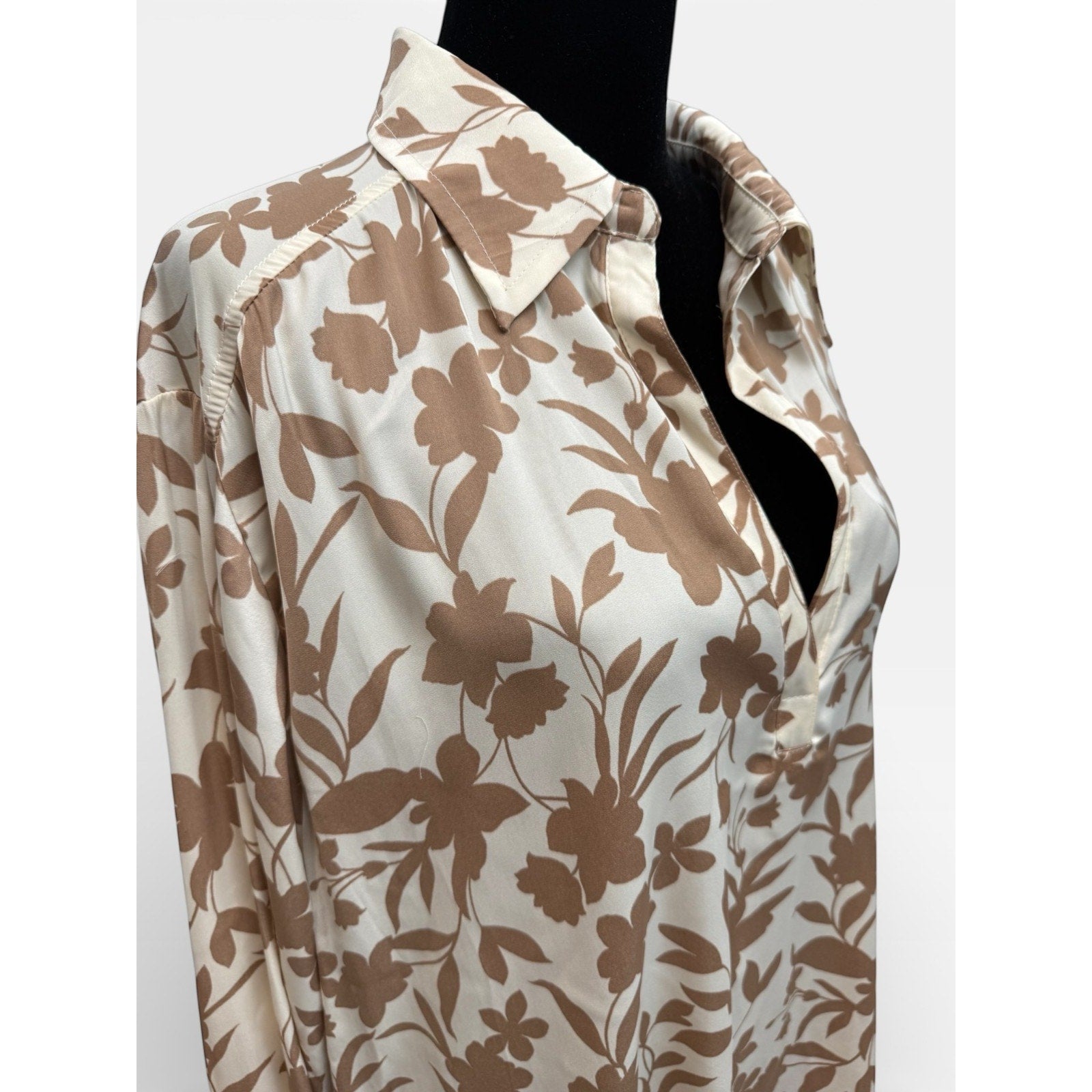 Cupio Womens XL Floral Beige Ivory Shirt Dress