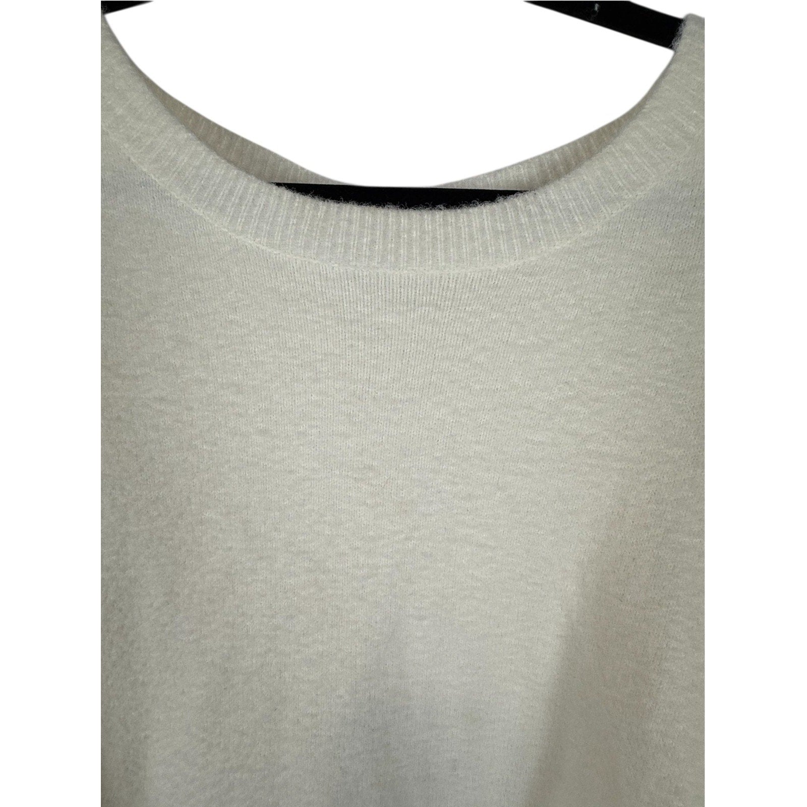 Le Lis Cropped Tie back Sweater Ivory Size L