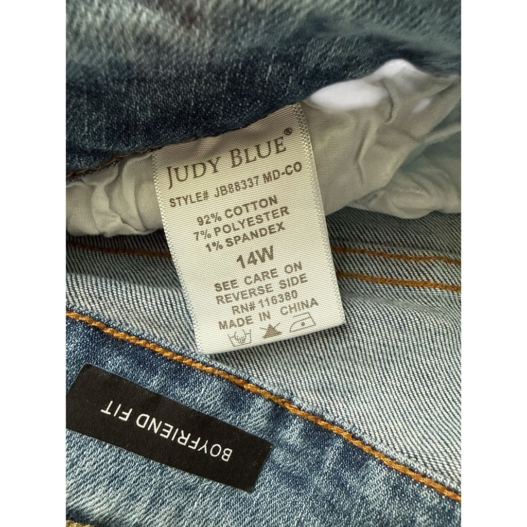 Judy Blue Los Angeles Boyfriend Fit Jeans Size 14W Medium Wash
