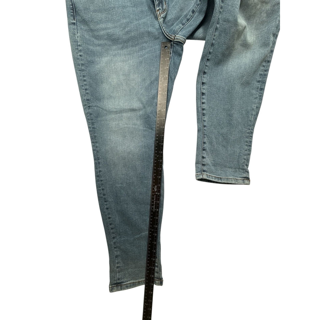 Judy Blue Los Angeles Boyfriend Fit Jeans Size 14W Medium Wash