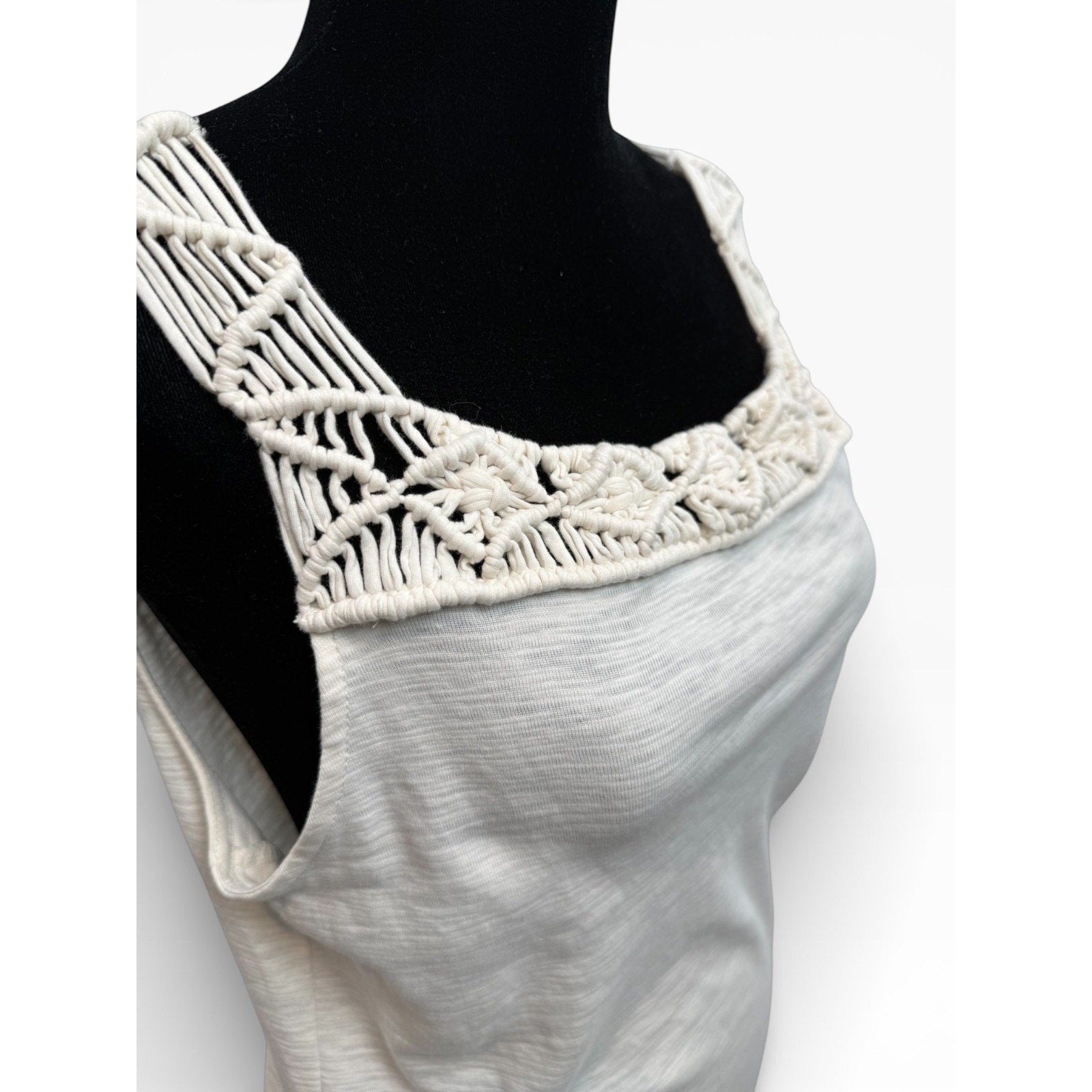 Ralph Lauren Cotton Crochet Accent Top Sz L Ivory Sleeveless