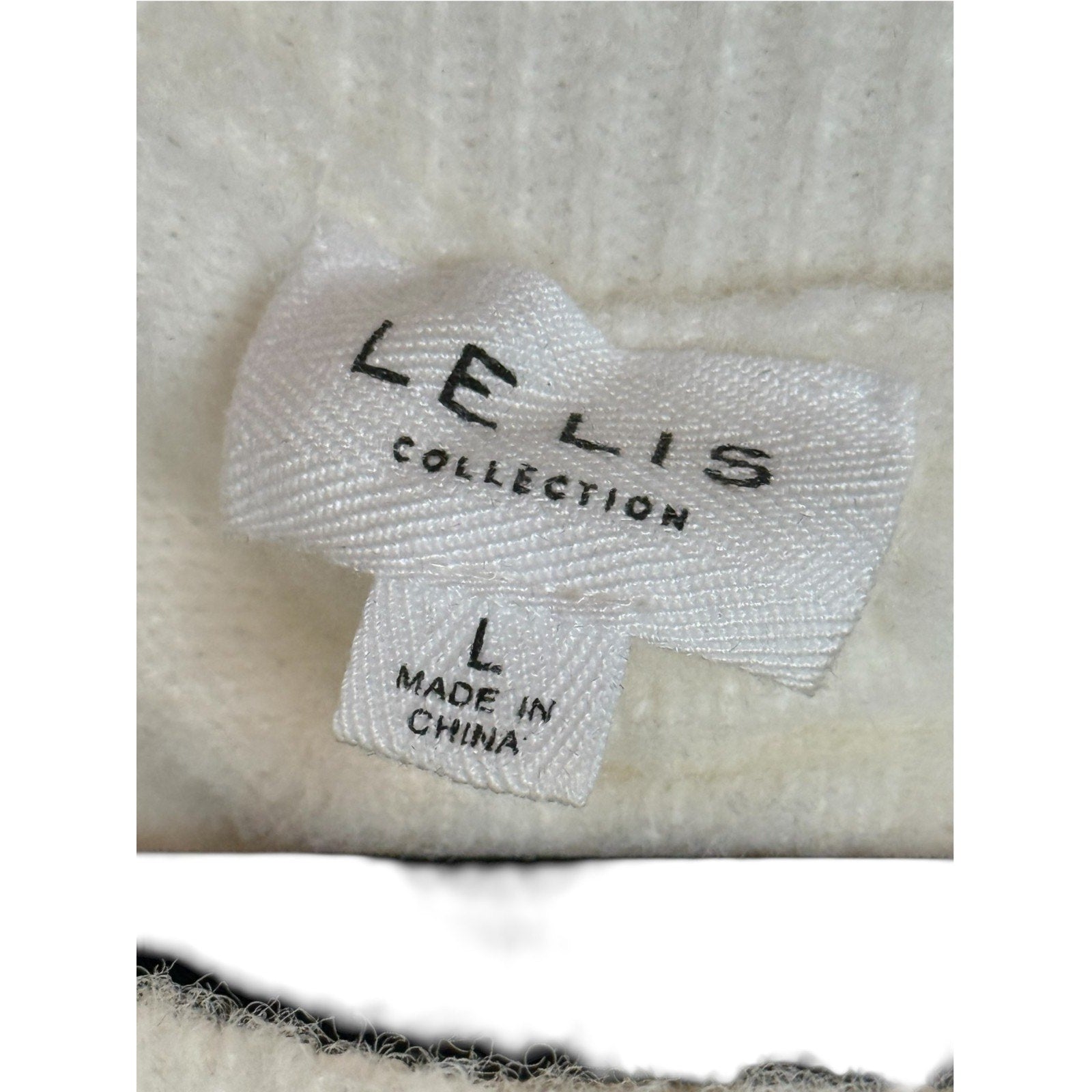 Le Lis Cropped Tie back Sweater Ivory Size L