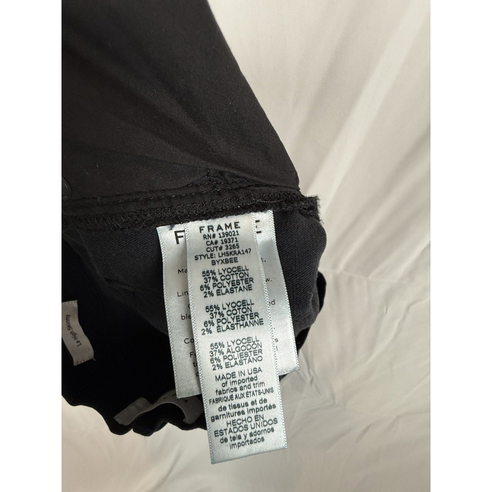 Frame Le High Skinny Denim Women's Black Jeans Raw hem. Size 29