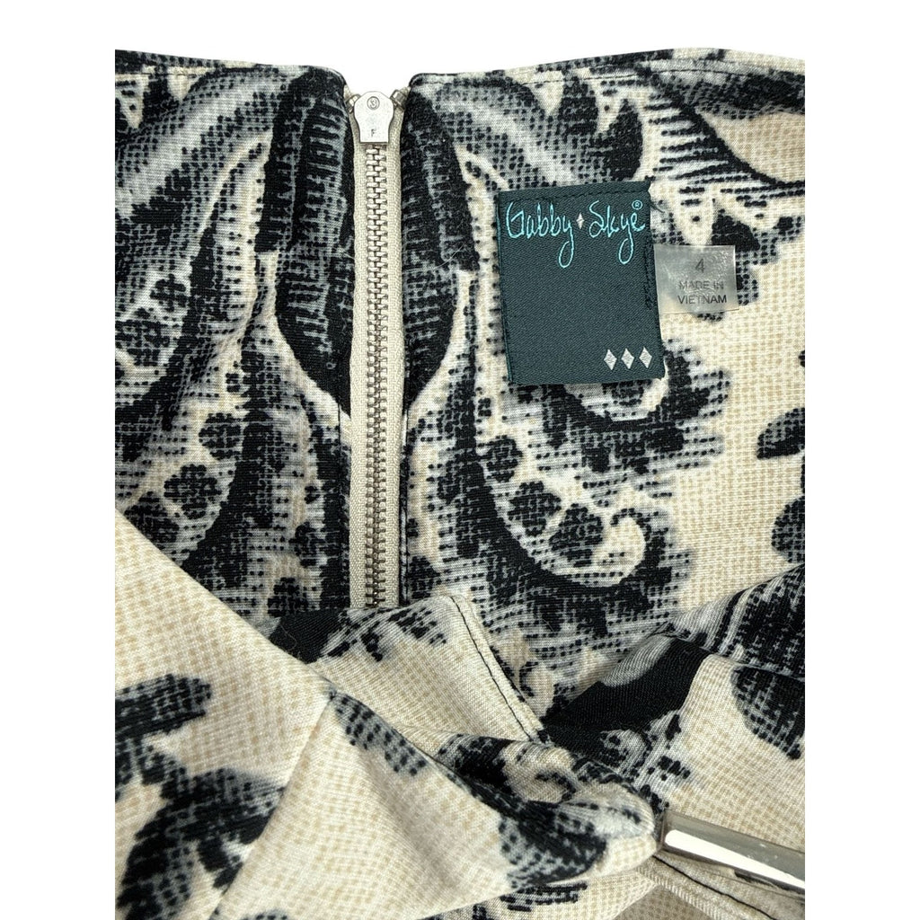 Gabby Skye Sleeveless Black and Beige Baroque Floral Fit & Flare Dress size 4