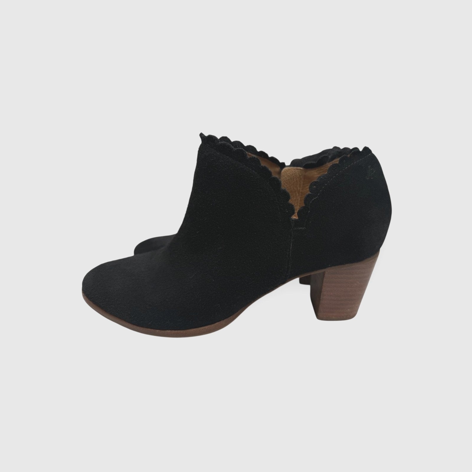 Jack Rogers 'Marianne' Women's 8M Scalloped Black Suede Bootie Ankle Boot